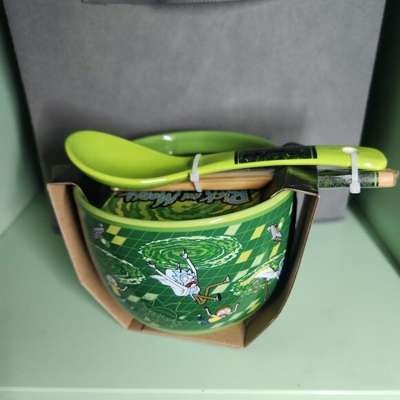 NEW Rick and Morty Ceramic Ramen Bowl With Chopsticks and Spoon Microwave Safe 2 - Picture 14 of 16